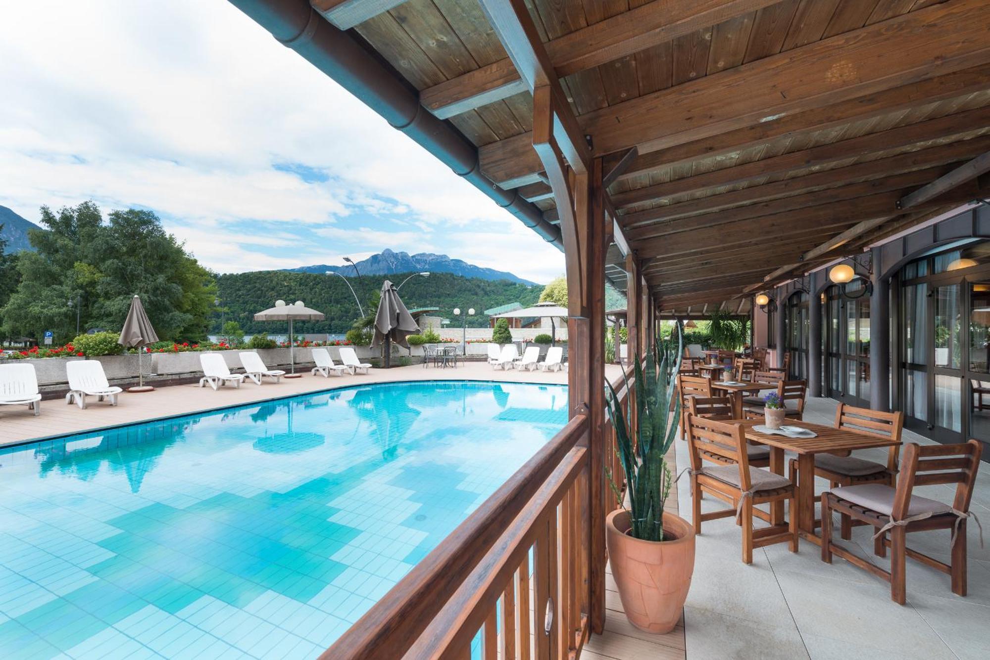 Hotel Ariston Levico Terme Luaran gambar